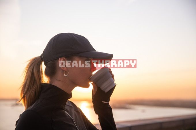 HUNU Folding Coffee Cup Fits In Your Jeans Pocket